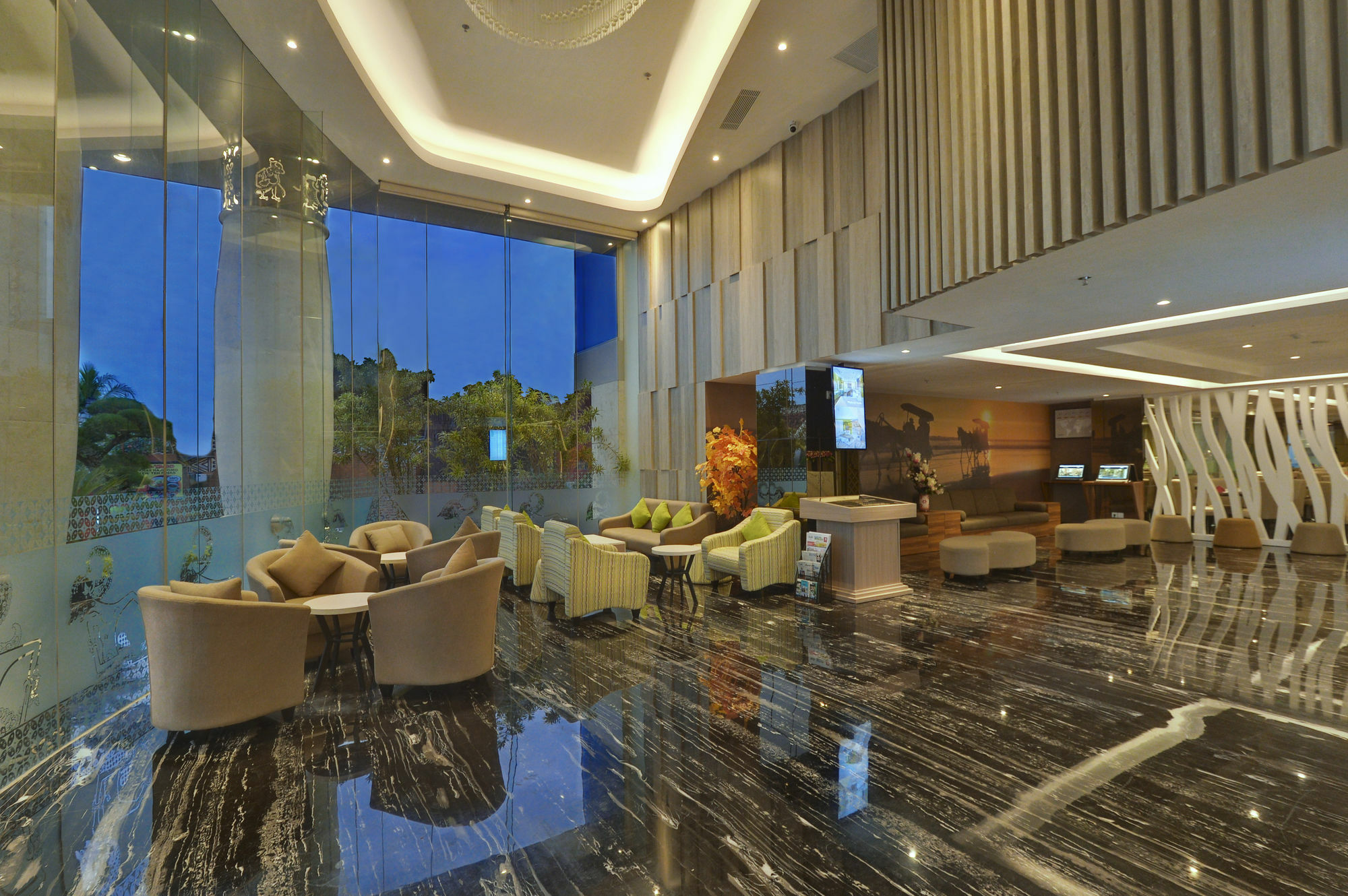 Platinum Adisucipto Hotel&Conference Center Kalasan Exterior foto
